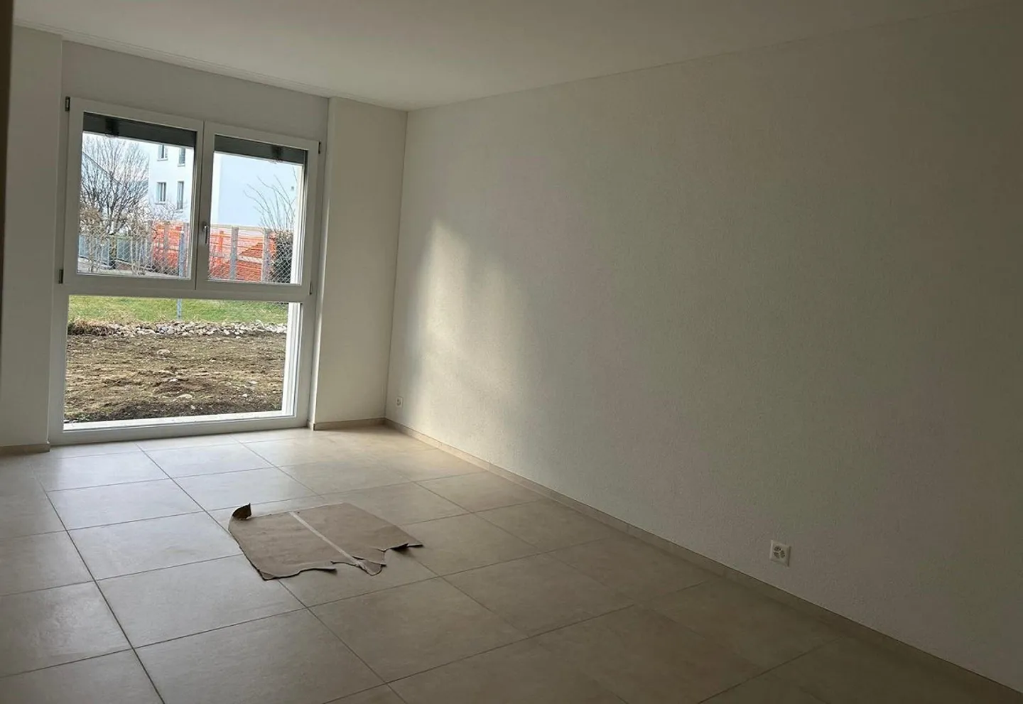 Modern 3.5-room terrace apartment in a quiet location in Watt - Photo 5 of 9