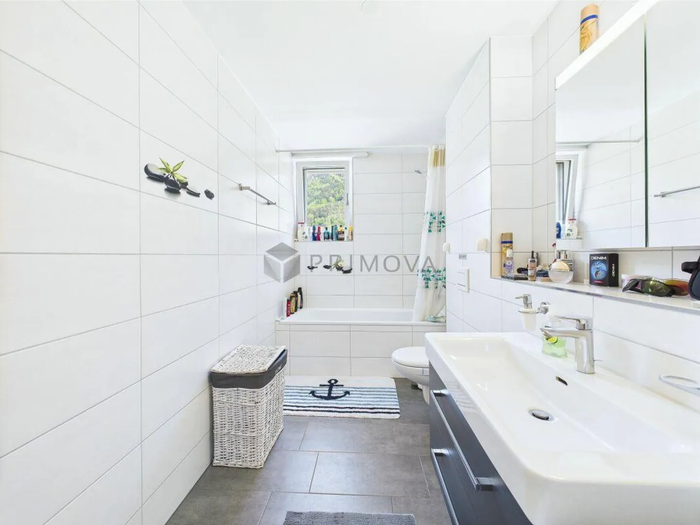 Vivere ai piedi delle montagne: appartamento di 3,5 stanze a Schattdorf - Foto 7 di 9