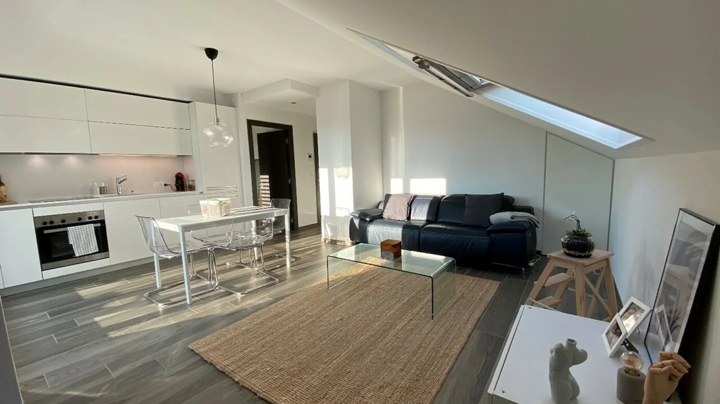 Appartement à louer - Photo 1 sur 8