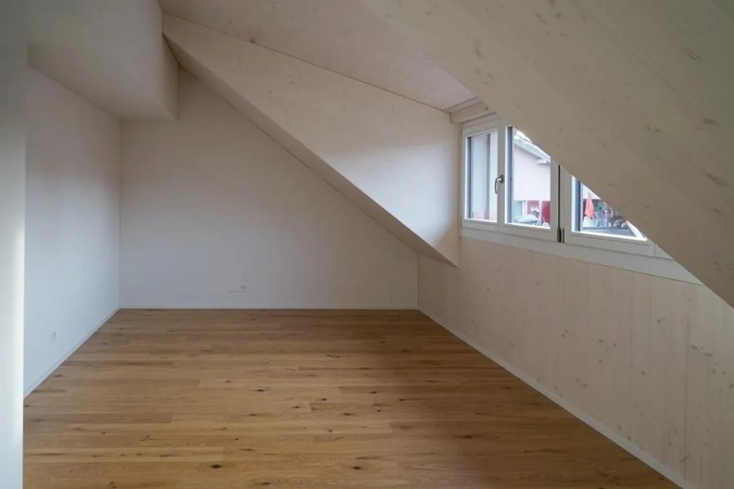Appartement neuf de 4,5 pièces - dans des murs historiques - Photo 3 sur 13