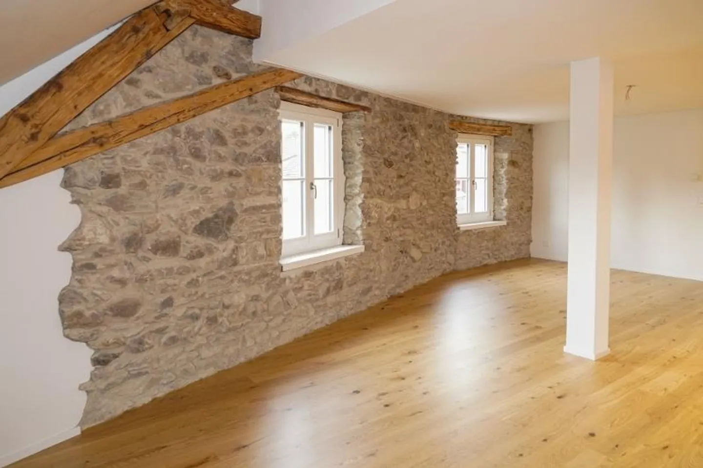 Appartement neuf de 4,5 pièces - dans des murs historiques - Photo 5 sur 13