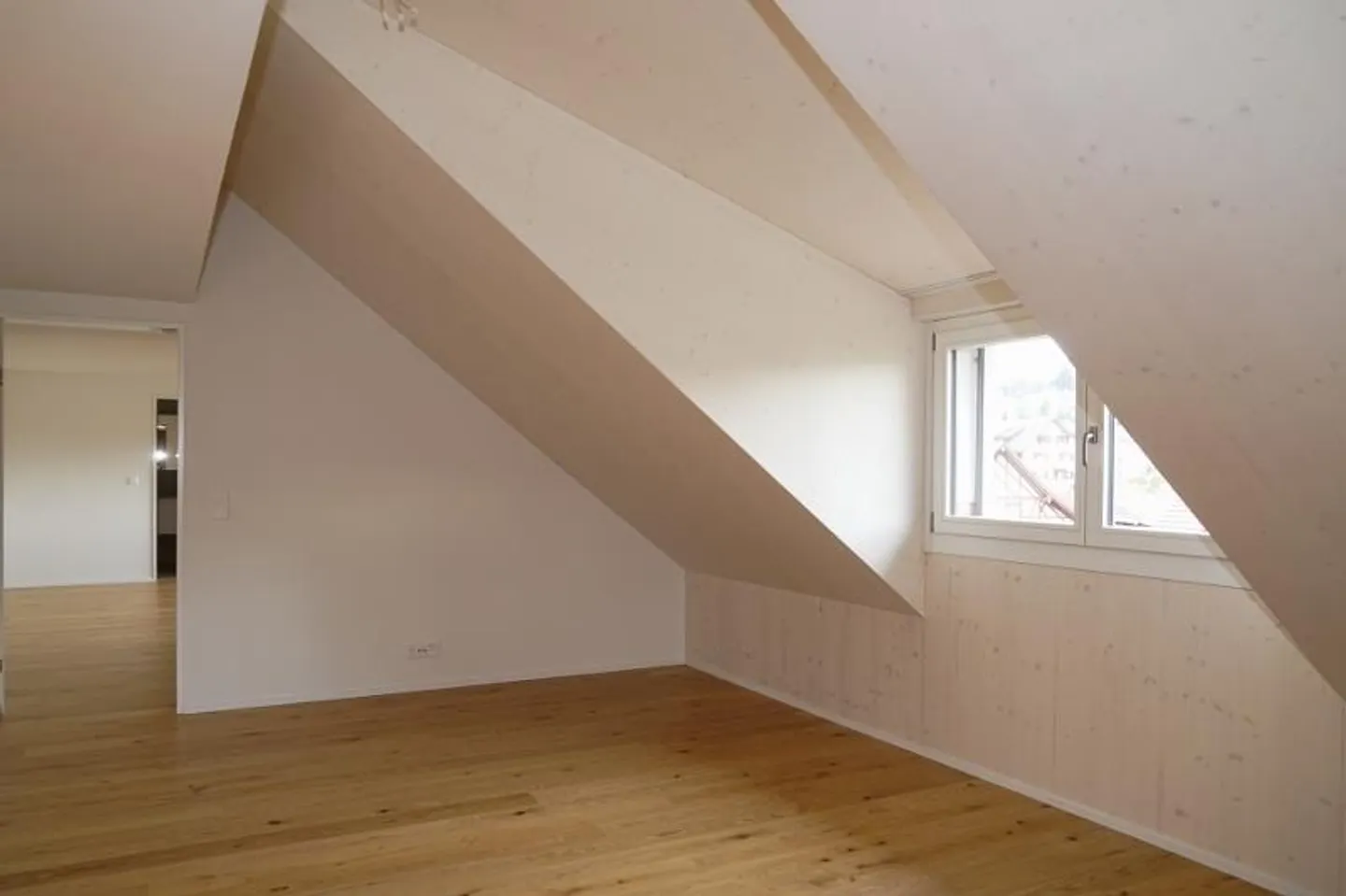 Appartement neuf de 4,5 pièces - dans des murs historiques - Photo 8 sur 13