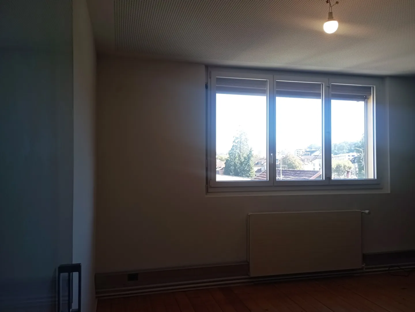 CAROUGE - Durchgangswohnung 3 Zimmer ?60 m² 2. Etage OHNE AUFZUG - Foto 4 von 11