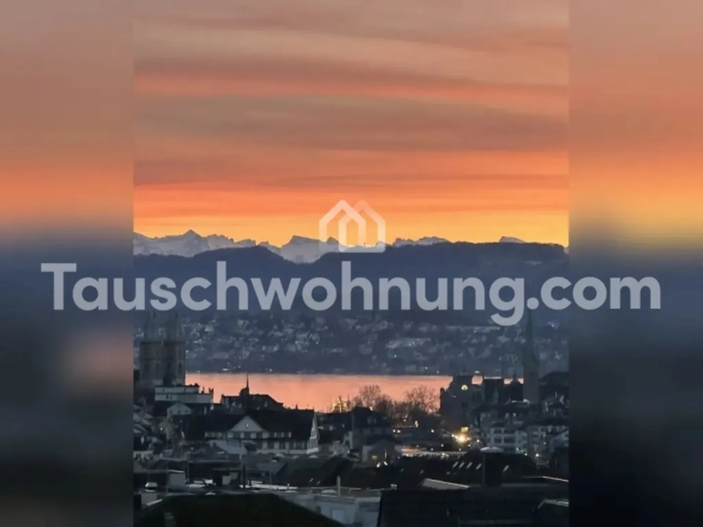 [APPARTAMENTO IN SCAMBIO] ! Maisonette con vista lago/città CONTRO un appartamento fiscalmente vantaggioso. - Foto 1 di 12