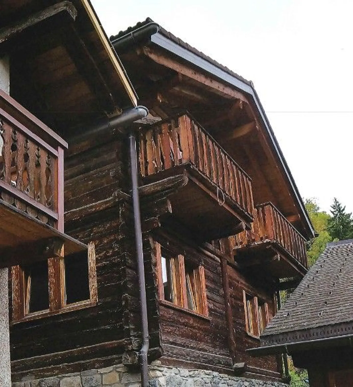 Chalet Charmant à Vendre - Photo 1 sur 13