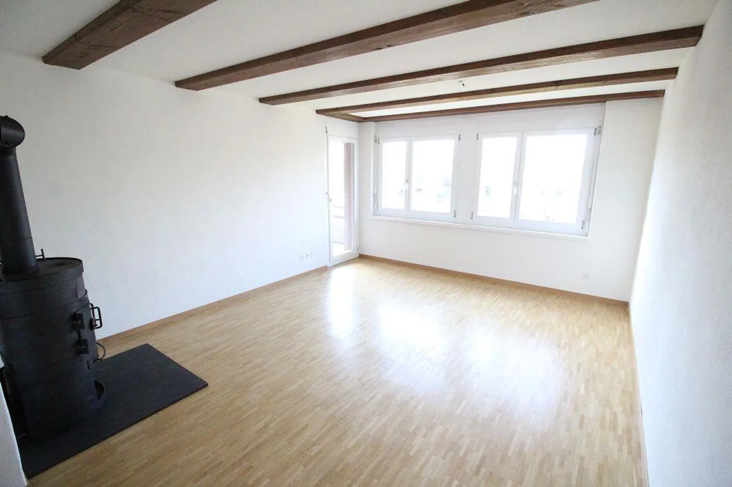 Charmante 4.5 Zimmer Wohnung - Foto 4 von 13