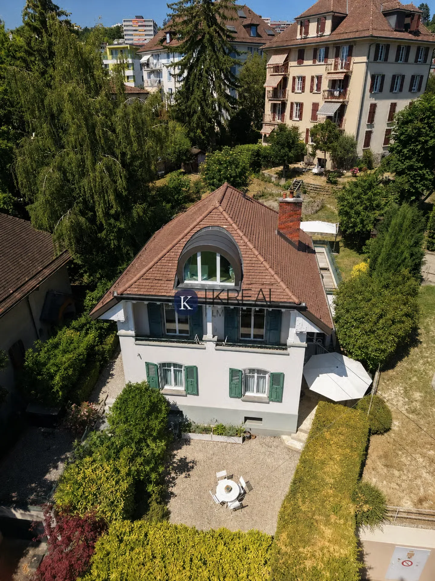 Elegant Detached House in Lausanne - Photo 1 of 13