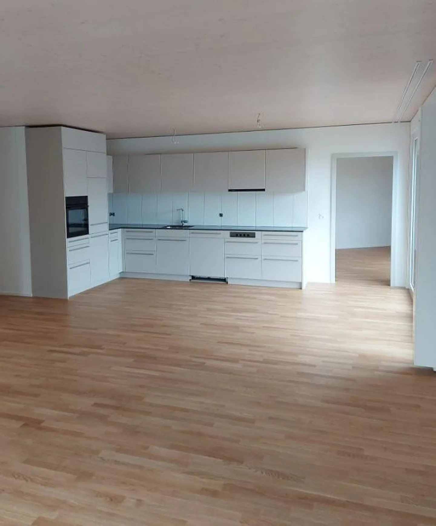 Proximité du centre de Zurich-Oerlikon - Photo 2 sur 5