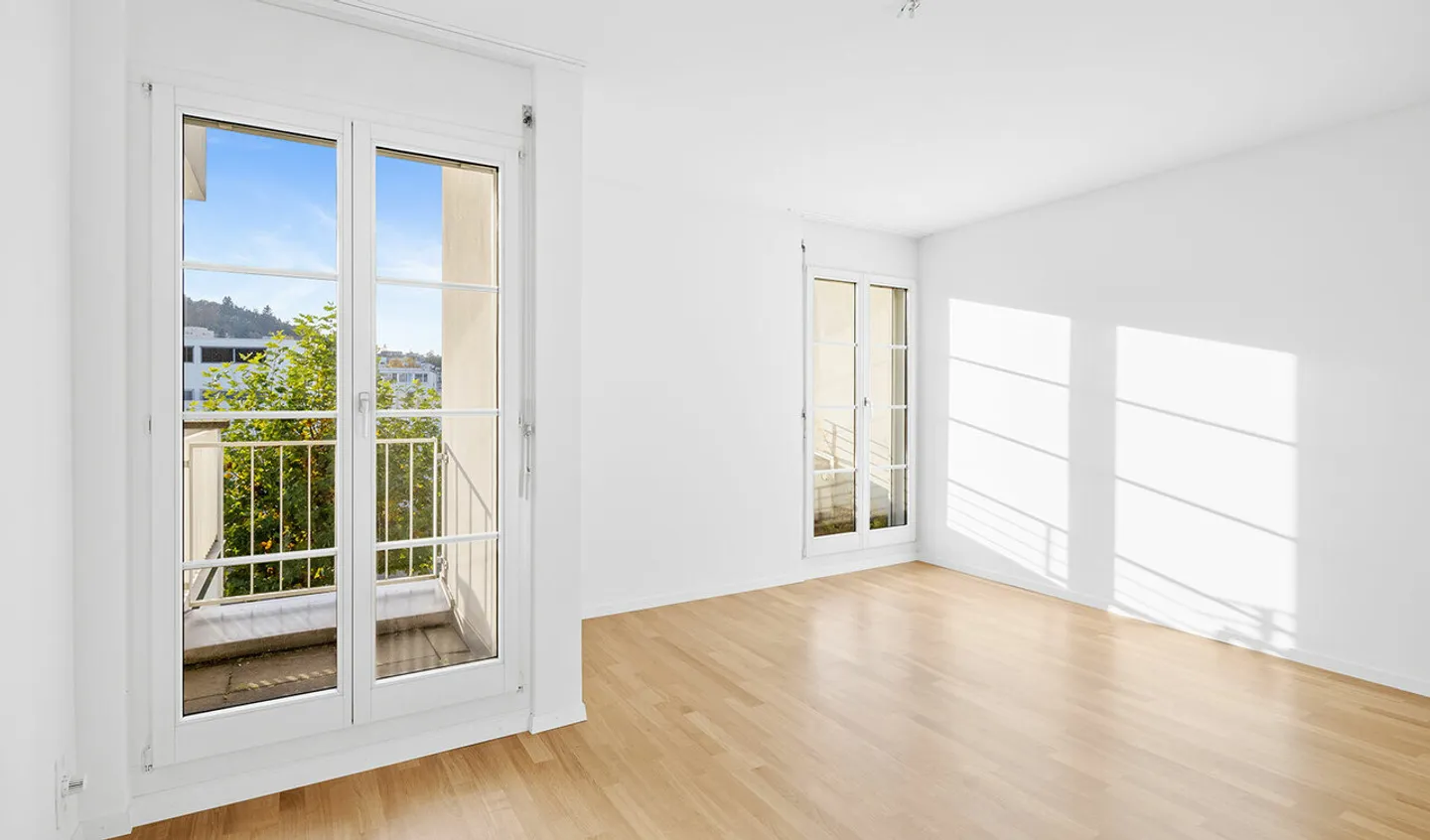 Cet appartement de 3½ pièces impressionne par sa générosité - Photo 10 sur 15