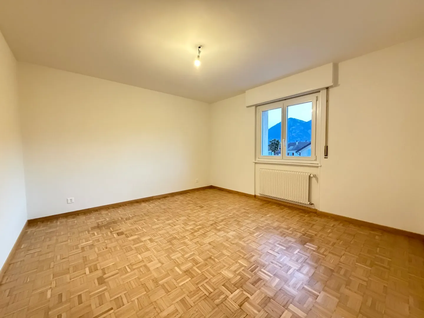 Appartement Charmant avec Balcon - Photo 2 sur 8