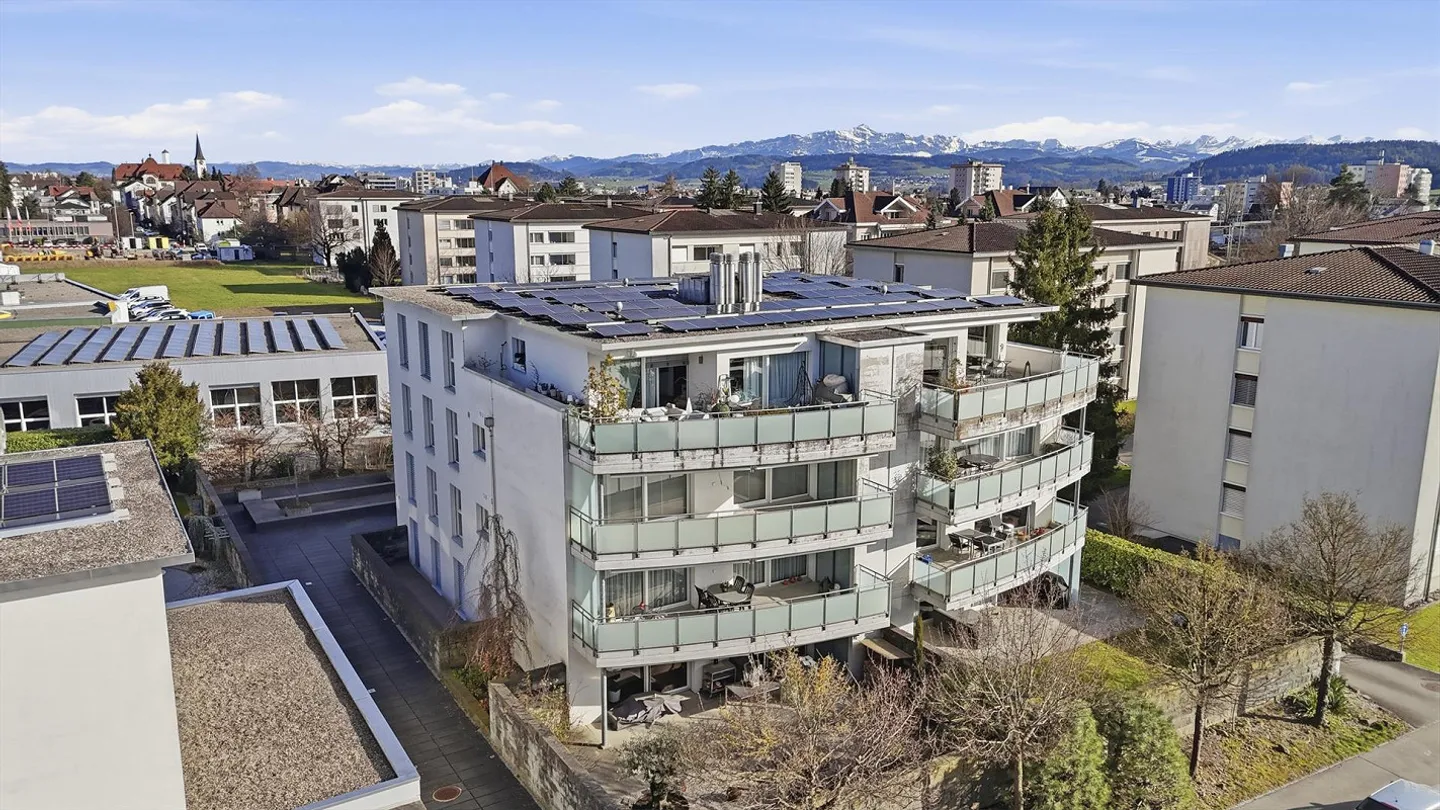 Spacious 4.5 Room Apartment - Photo 27 of 30
