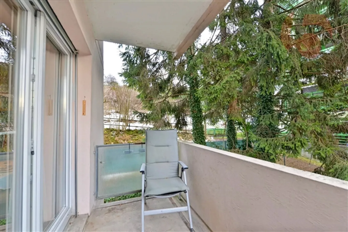 «Studio mit Balkon, gut angelegt und ideal gelegen» - Foto 7 von 7