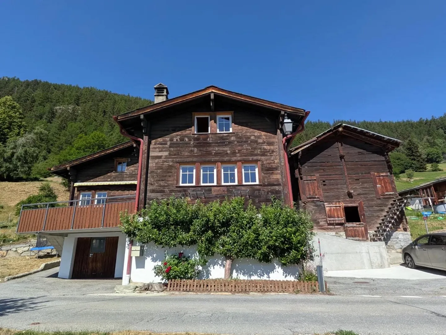 Charmantes Einfamilienhaus in Zeneggen - Foto 1 von 21