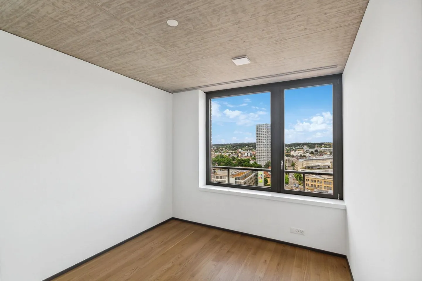 Moderne 3.5-Zimmerwohnung in der Lokstadt - Foto 7 di 13