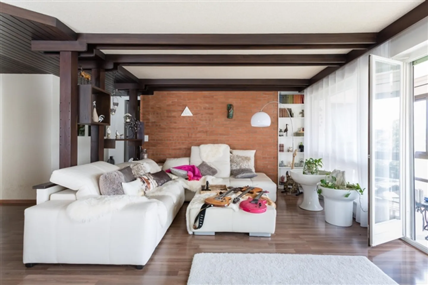 Appartamento 7.5 stanze - Foto 2 di 6