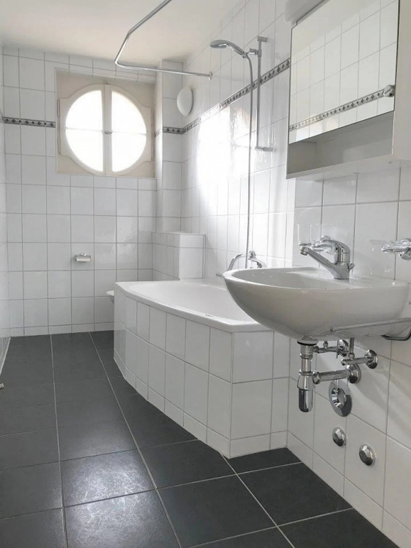 In der Nähe des Stadtzentrums und des Sees - Foto 6 von 8