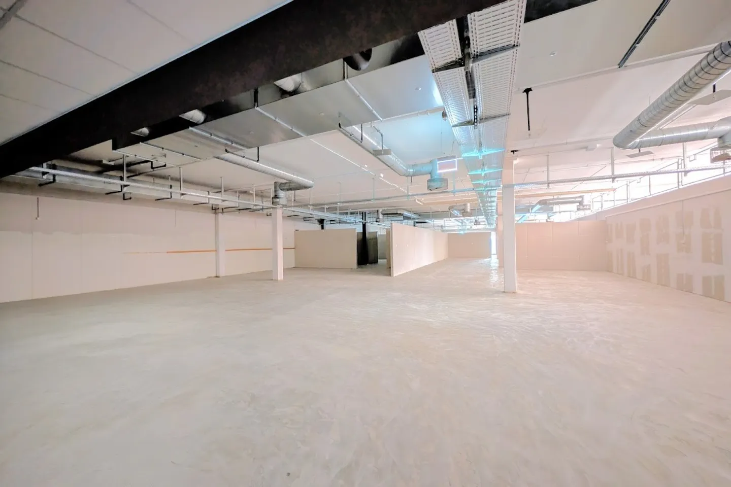 Espace Commercial à Lyssach - Photo 3 sur 7