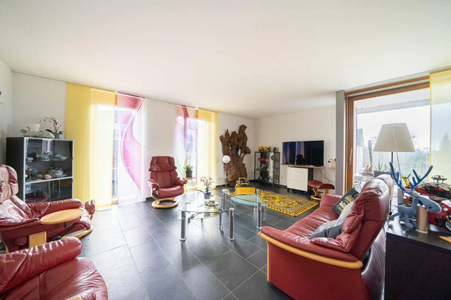 Appartamento di 4,5 stanze di alta qualità con stufa svedese e aria condizionata - Foto 4 di 13