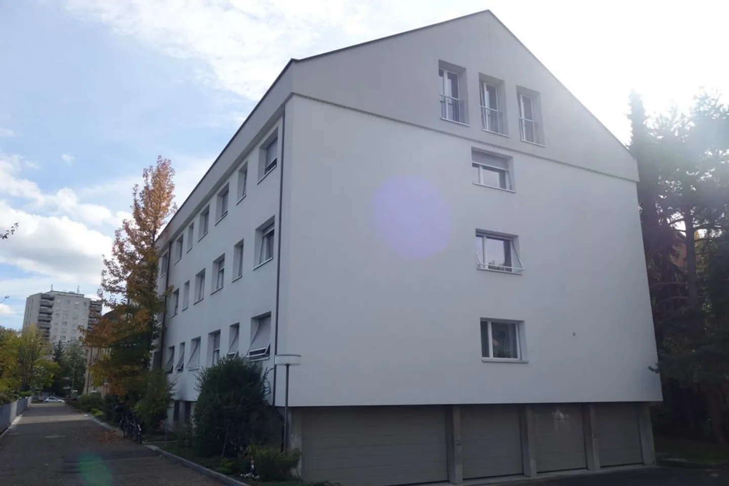 Sympathisches Mehrfamilienhaus nähe Lindenplatz und Bachgraben - Foto 1 von 10