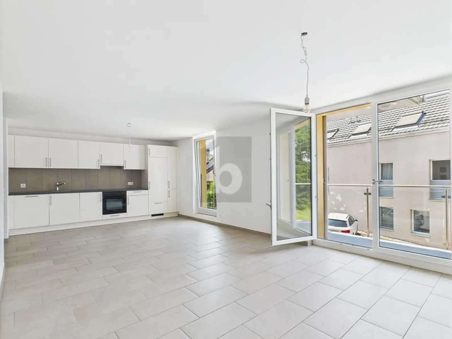 MODERN UND AUF DEM LAND - Foto 1 von 6