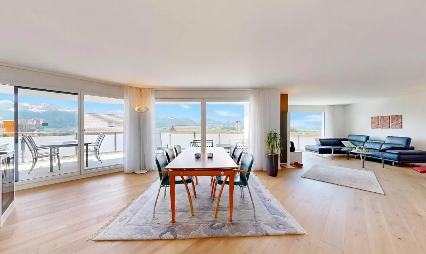 Appartement luxueux de 4,5 pièces avec vue imprenable et dégagée - Photo 1 sur 11