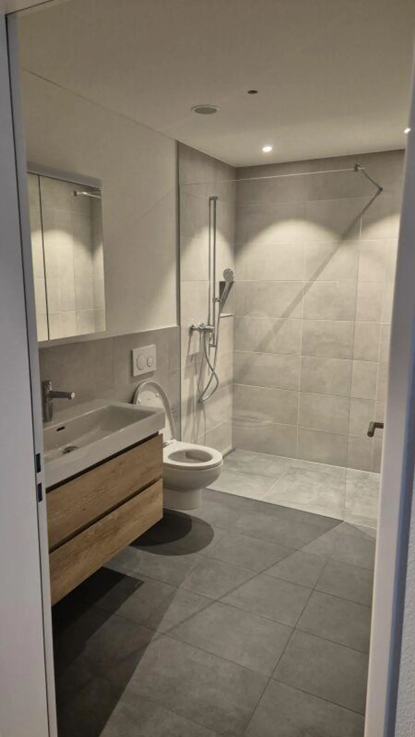 High-quality new apartment in a central location - Photo 7 of 7