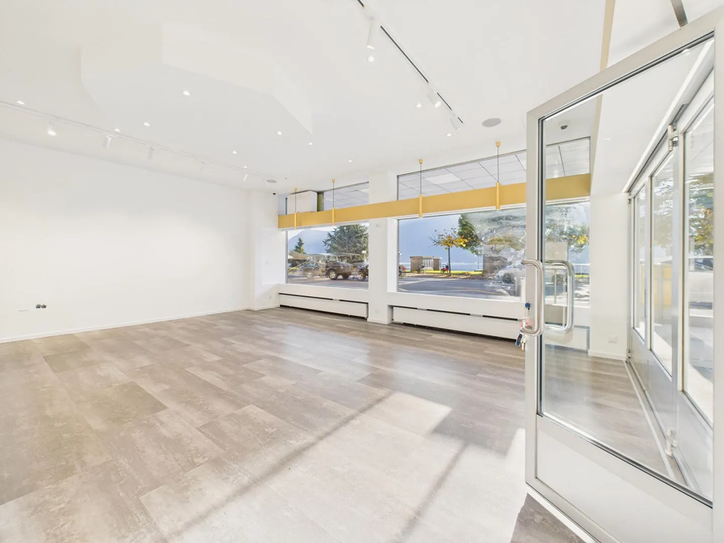 Exzellenter Verkaufsraum im Herzen von Lugano, Kanton Tessin - Foto 2 von 12