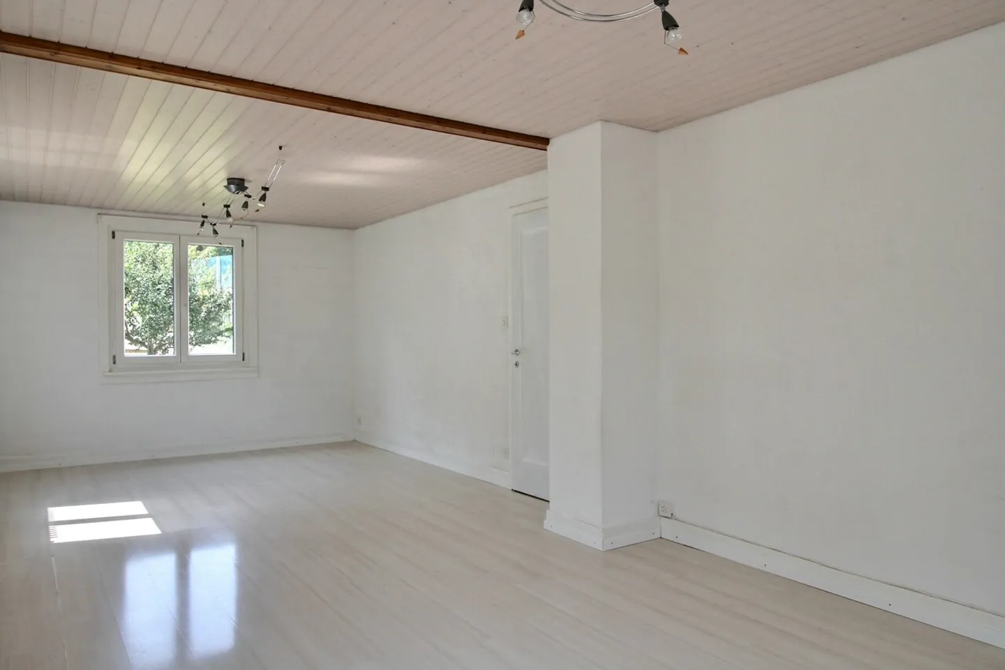 Casa singola in affitto - Foto 5 di 22