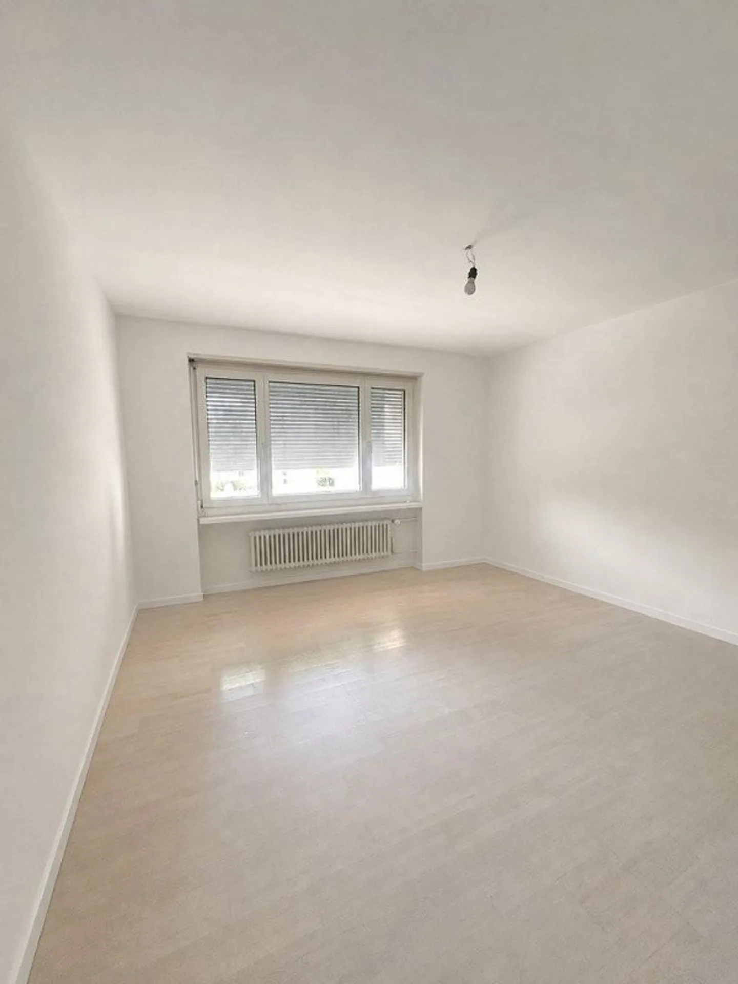 Appartement confortable dans un quartier calme près de l'hôpital - Photo 3 sur 7