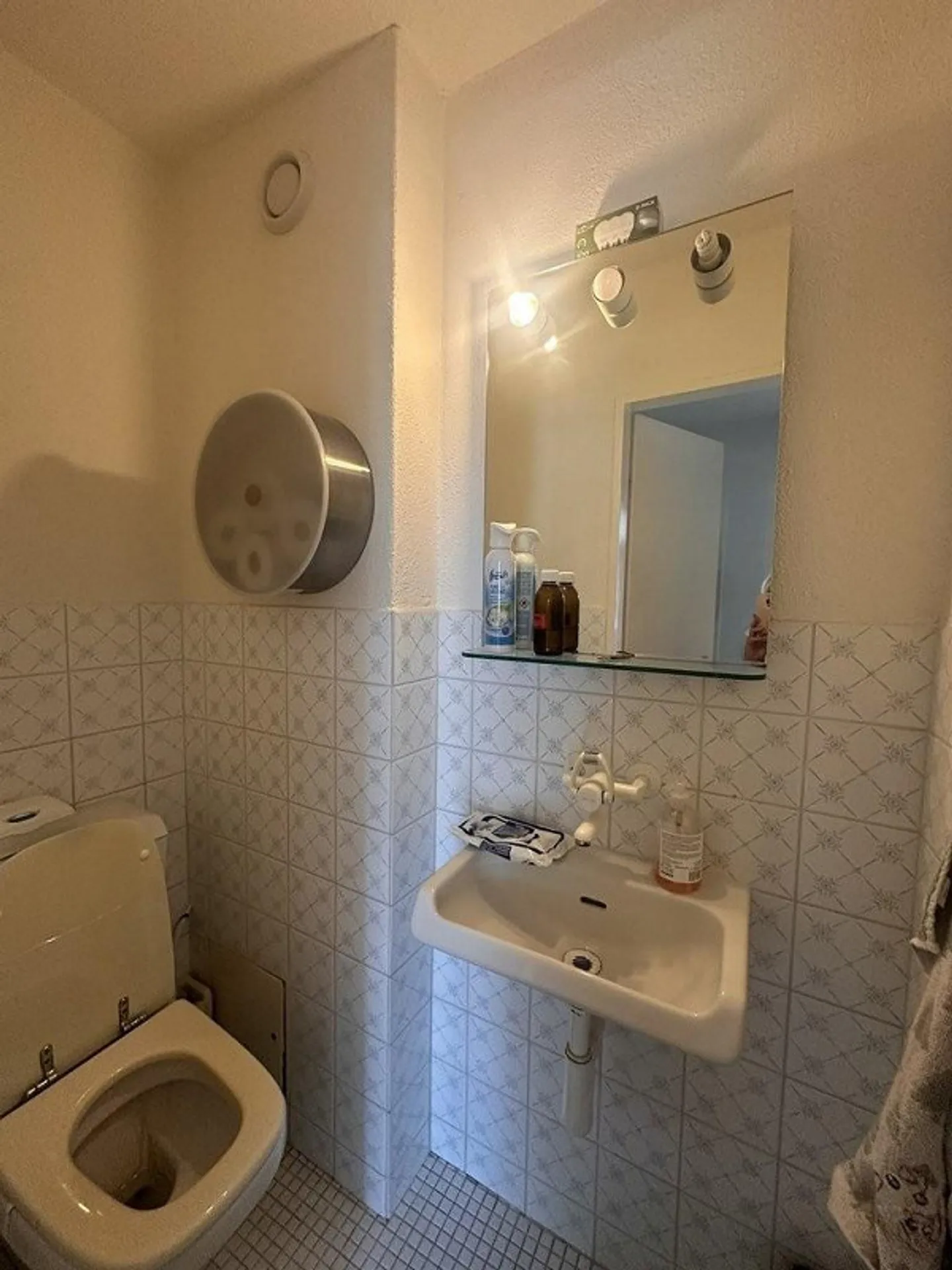 Appartement confortable dans un quartier calme près de l'hôpital - Photo 7 sur 7