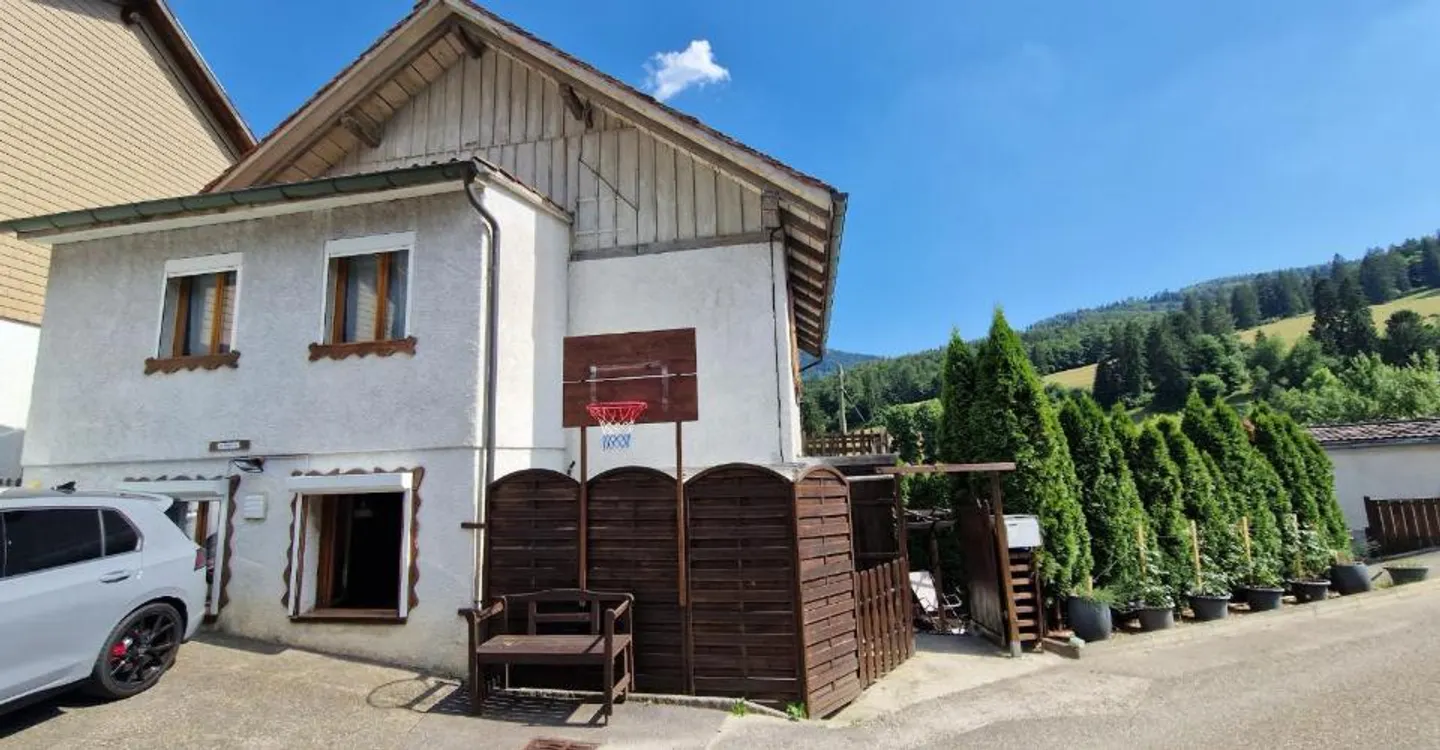 7,5 Zimmer Haus - Foto 2 von 13