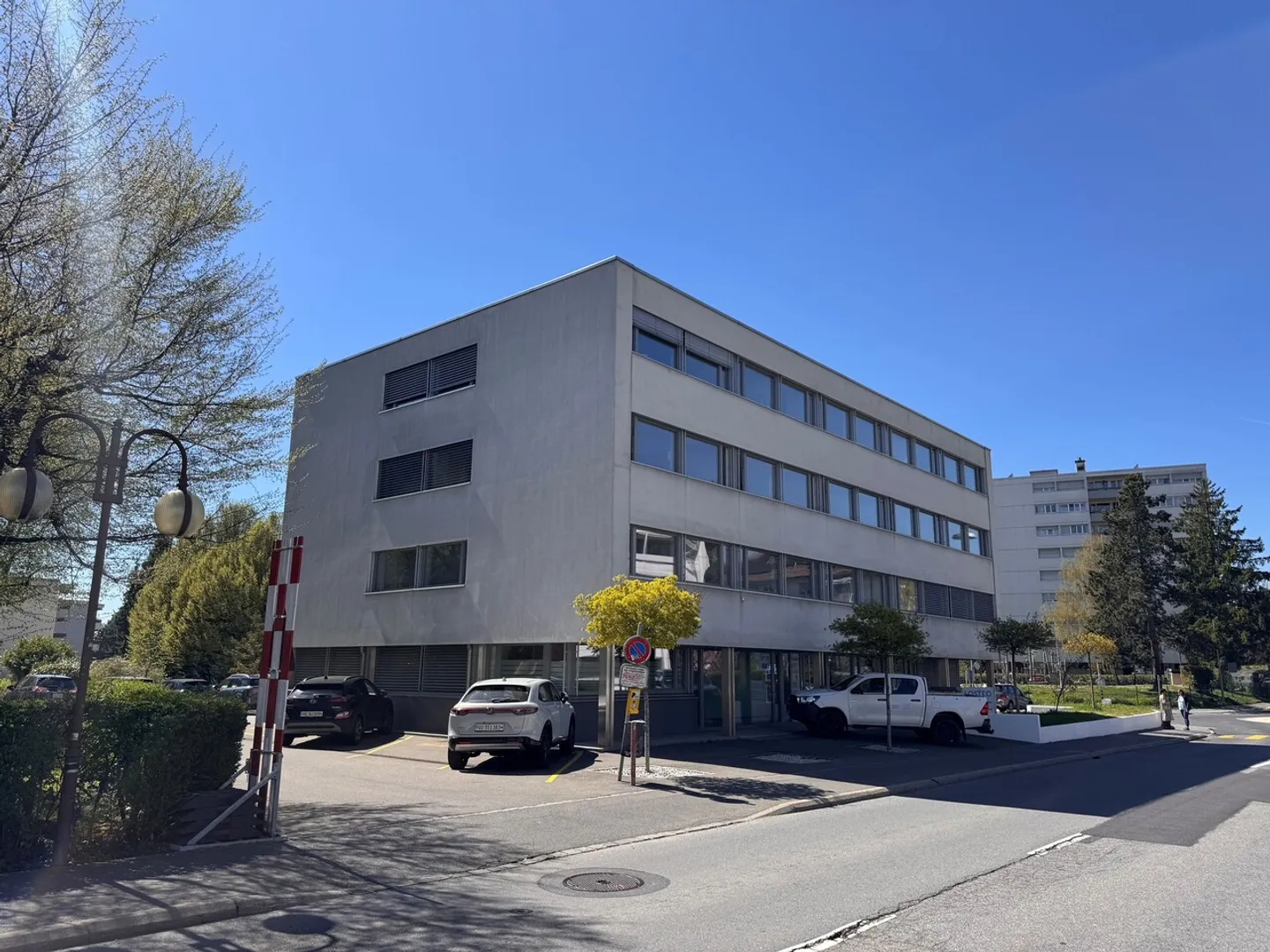 Offices of 340 m2 - 1066 Epalinges - Available immediately or to be agreed - Photo 1 of 8