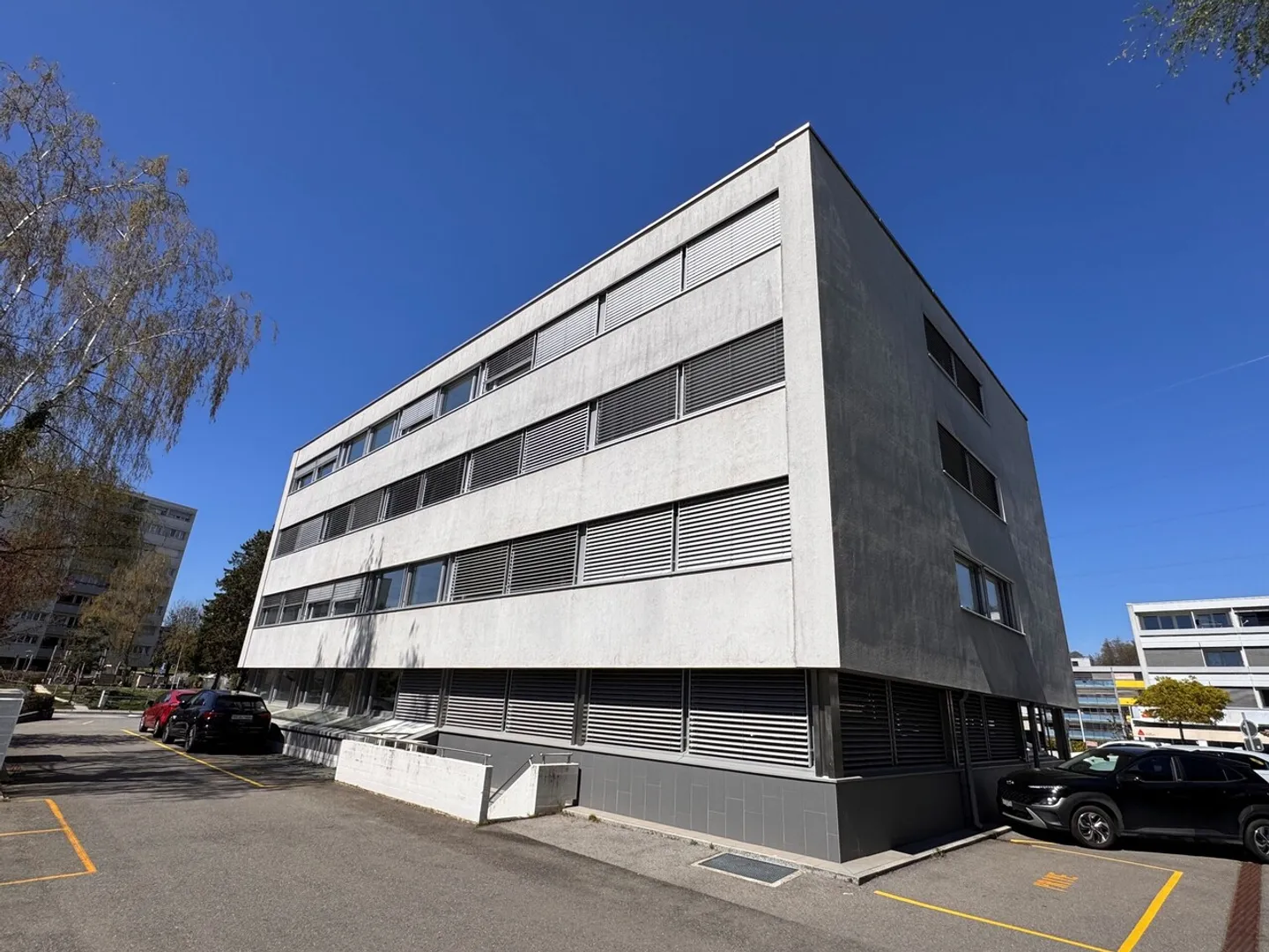 Offices of 340 m2 - 1066 Epalinges - Available immediately or to be agreed - Photo 2 of 8