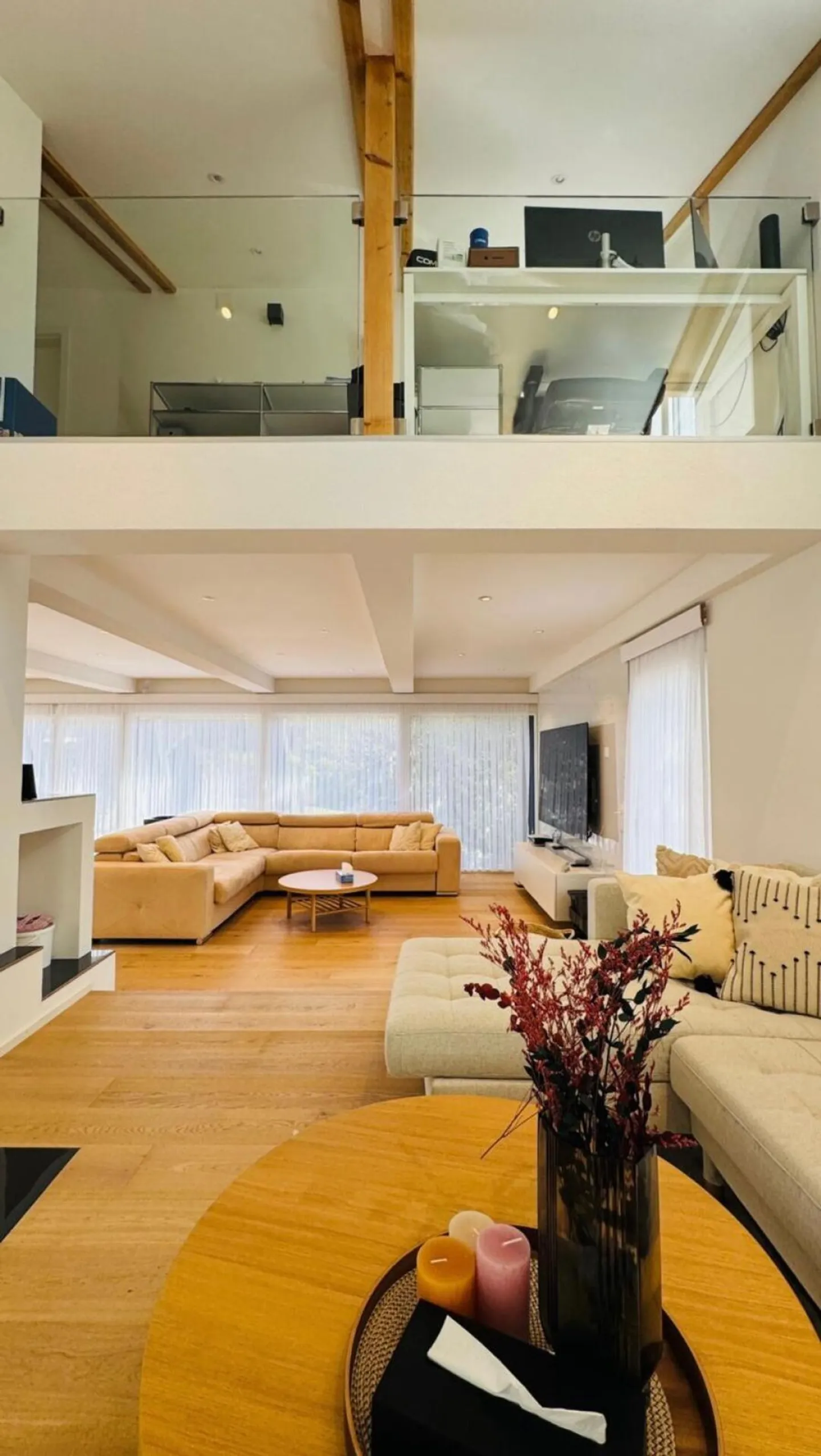 Maison individuelle luxueuse de 6,5 pièces avec piscine, jardin et double garage - Photo 14 sur 26