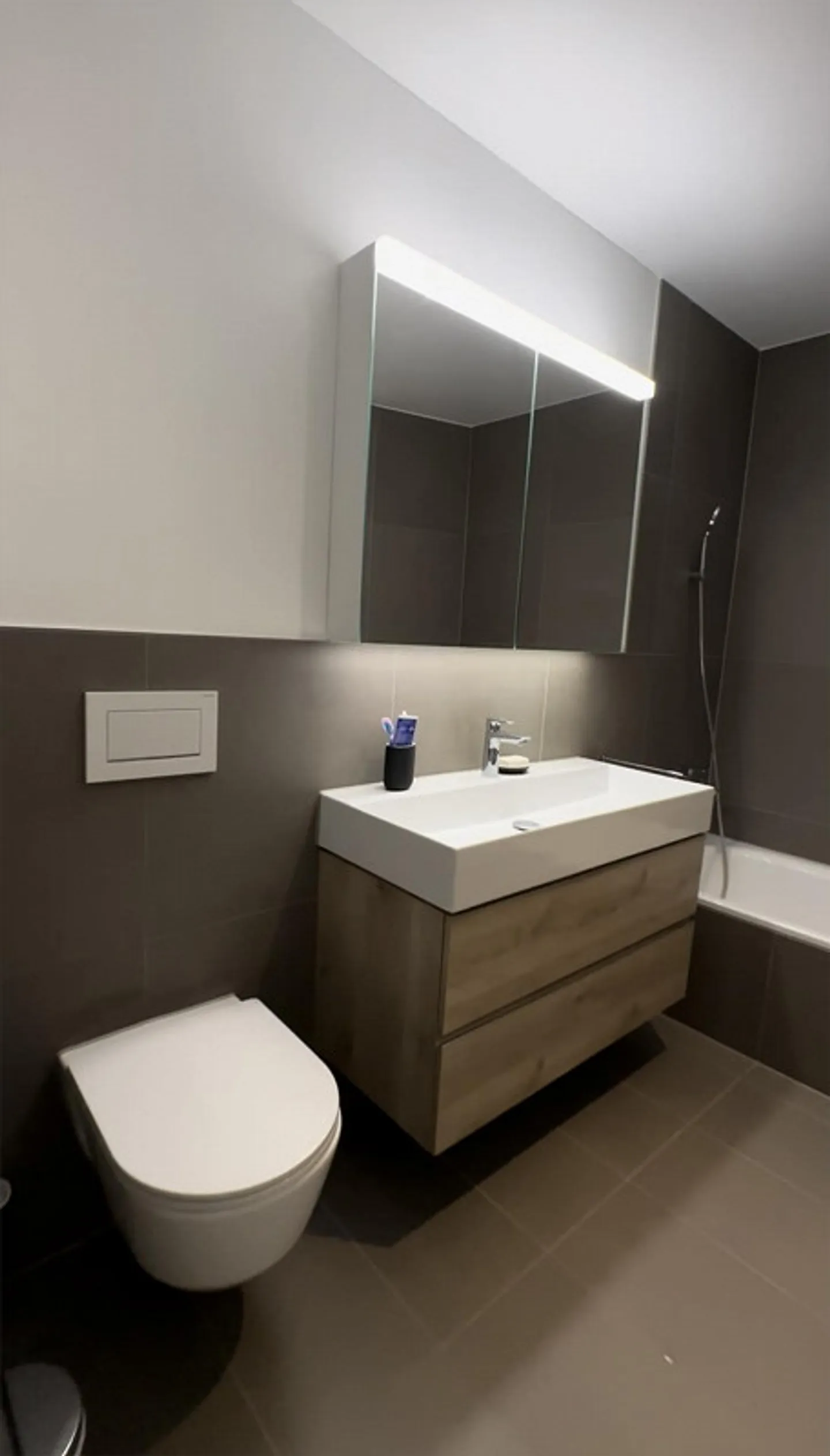 Appartement moderne de 4,5 pièces avec balcon à Perlen - Photo 7 sur 11