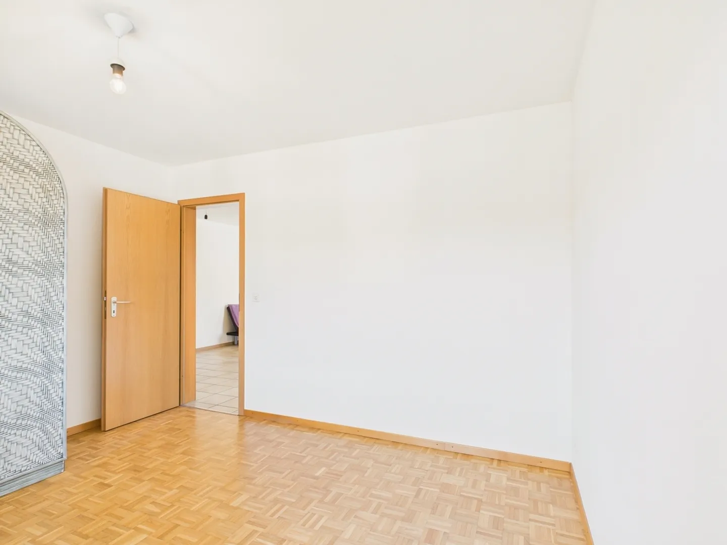 Appartamento 3 camere a prezzi accessibili in una posizione tranquilla vicino al ruscello a Brislach - Foto 6 di 12