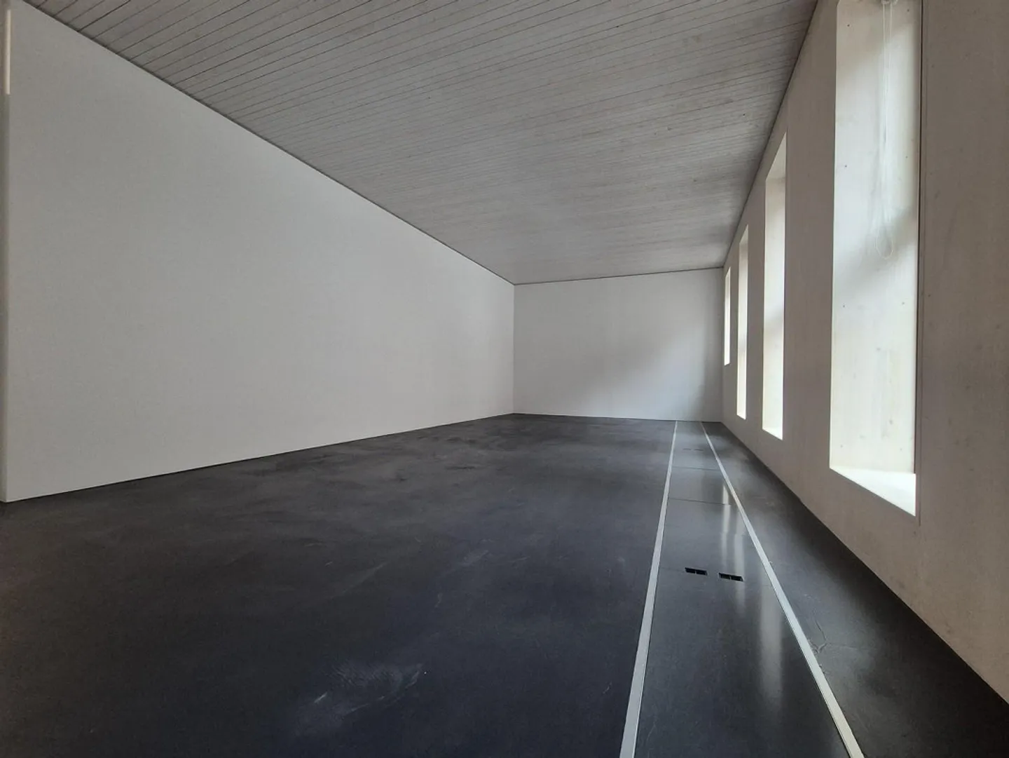 Rent office space in the Gurten area! - Photo 3 of 7