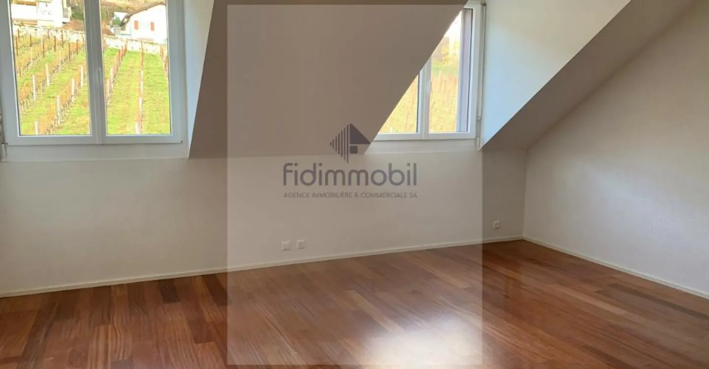 HAUTERIVE IM HERZEN DES DORFES PRÄCHTIGES DUPLEX - Foto 5 von 10