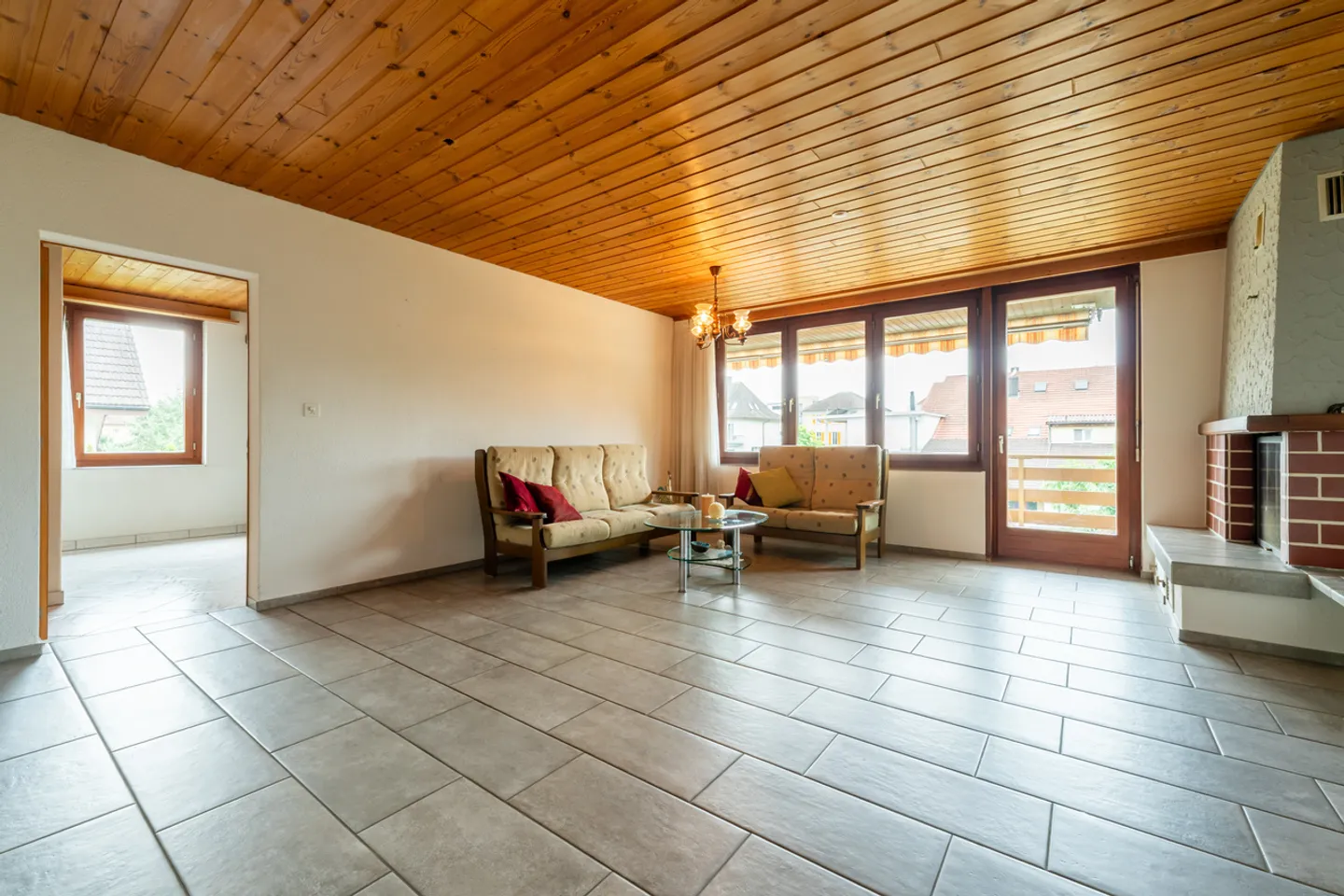 Charmant appartement 4.5 pièces - Photo 4 sur 12