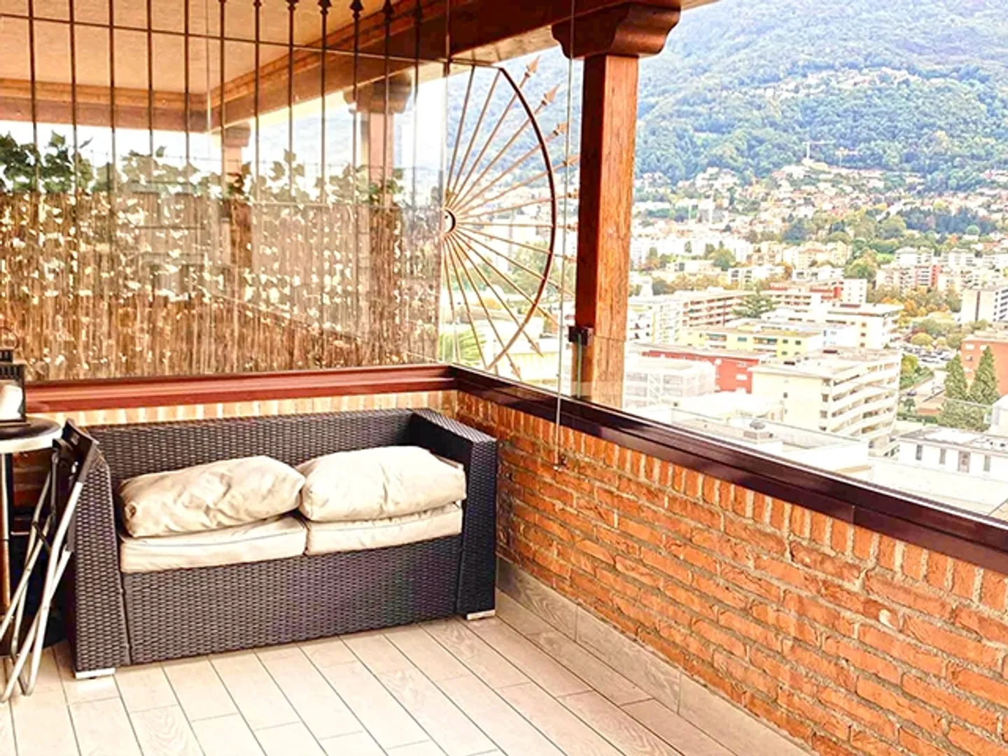 «LUGANO - APPARTAMENTO - 4.5 LOCALI» - Foto 3 di 5