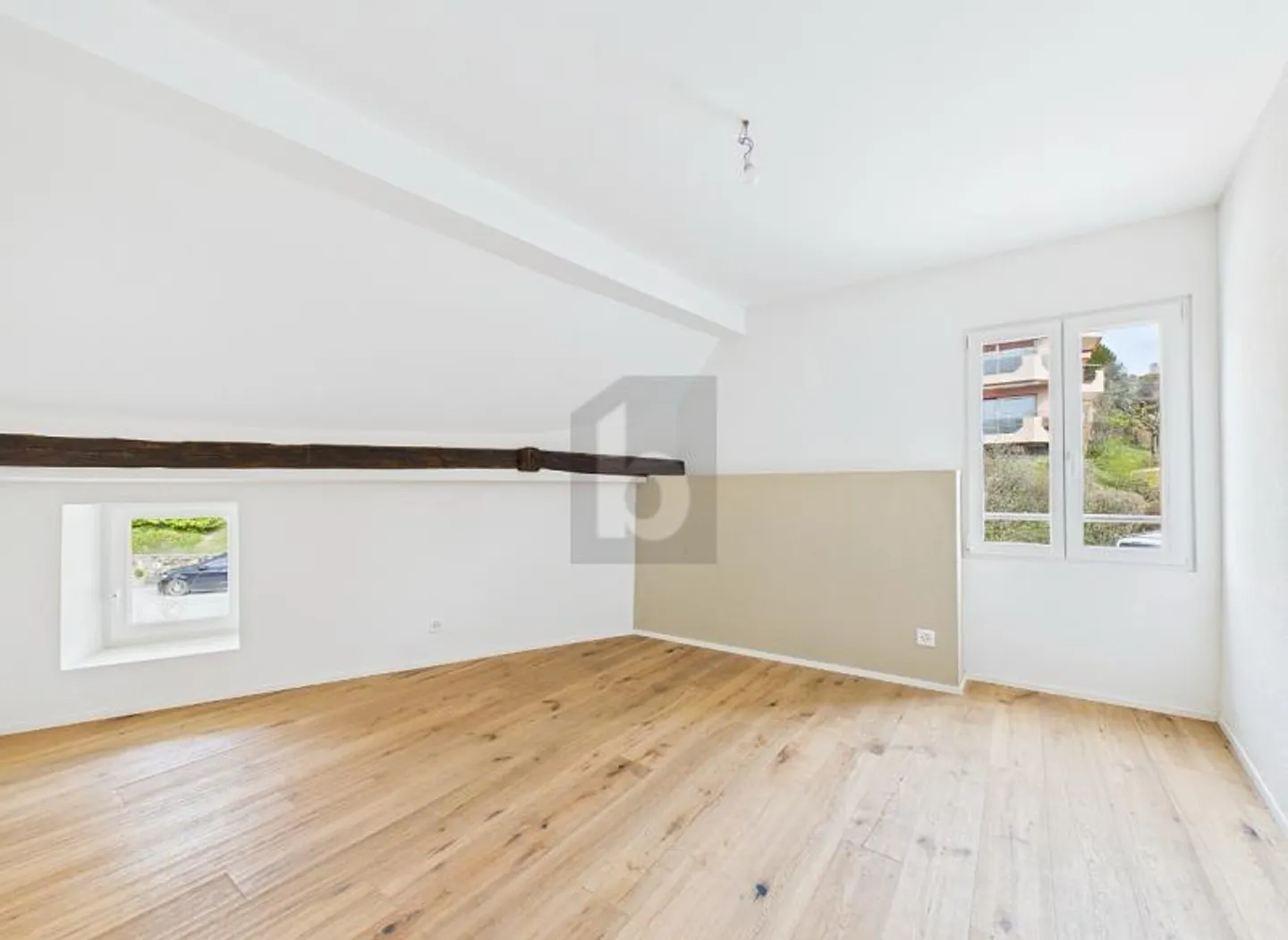 Charming Townhouse with Garden - Photo 4 of 6