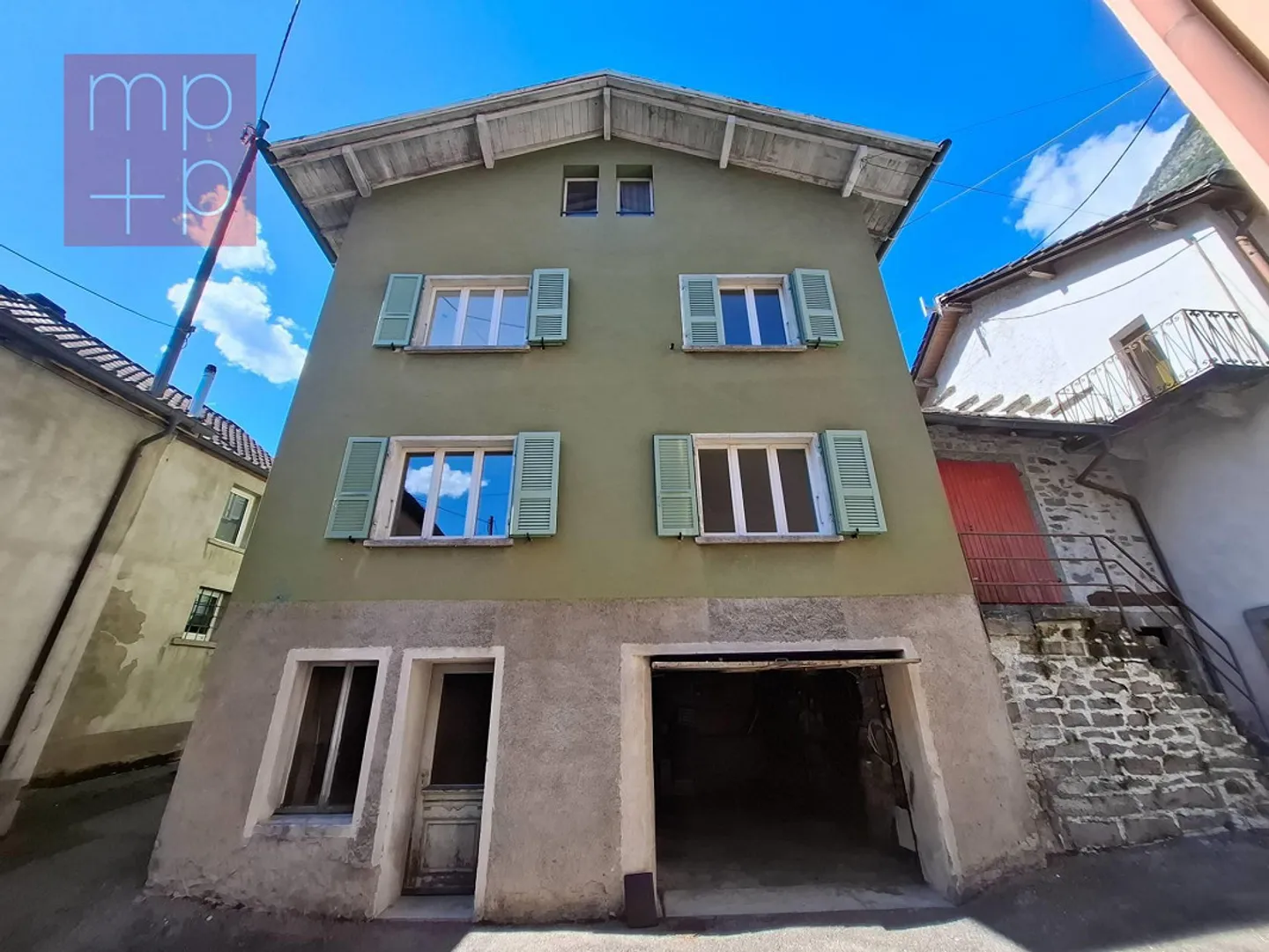 Maison unifamiliale - Osogna - Photo 1 sur 8