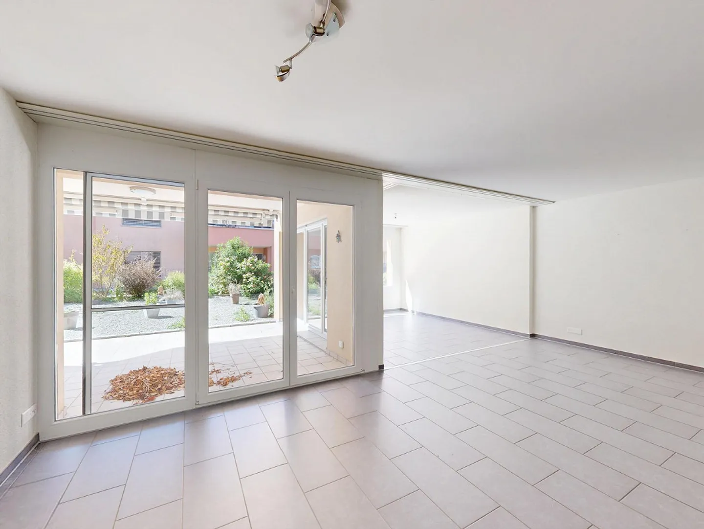 Appartement de jardin 4.5 pièces en emplacement central - Photo 8 sur 14