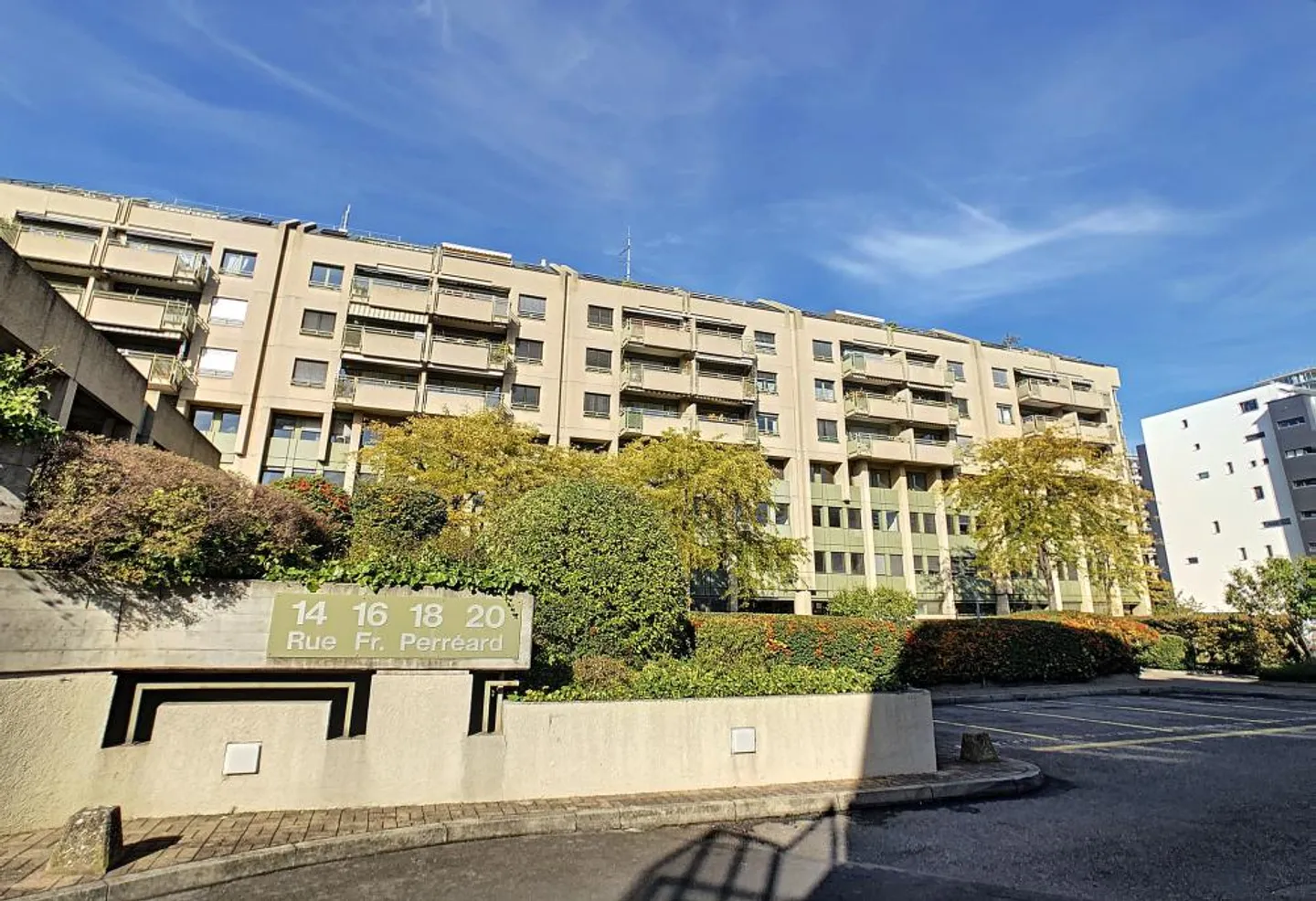 Parking for rent, Rue François-Perréard 14 to 22 (Chêne-Bourg, Switzerland) - Photo 1 of 1