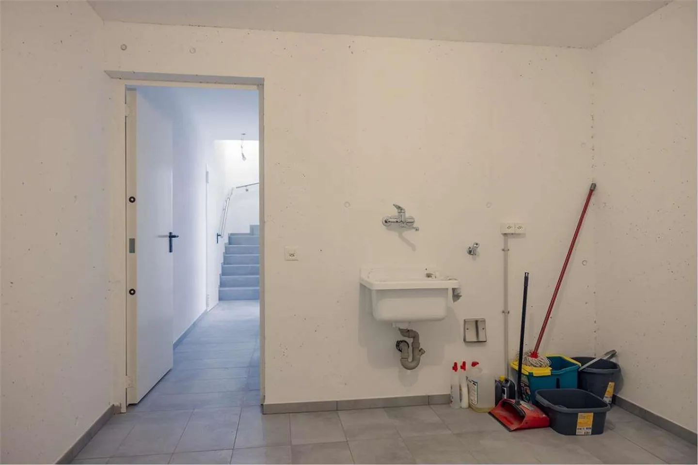 VILLA MINERGIE 4.5 ZIMMER IN SANT'ANTONINO - Foto 13 von 13