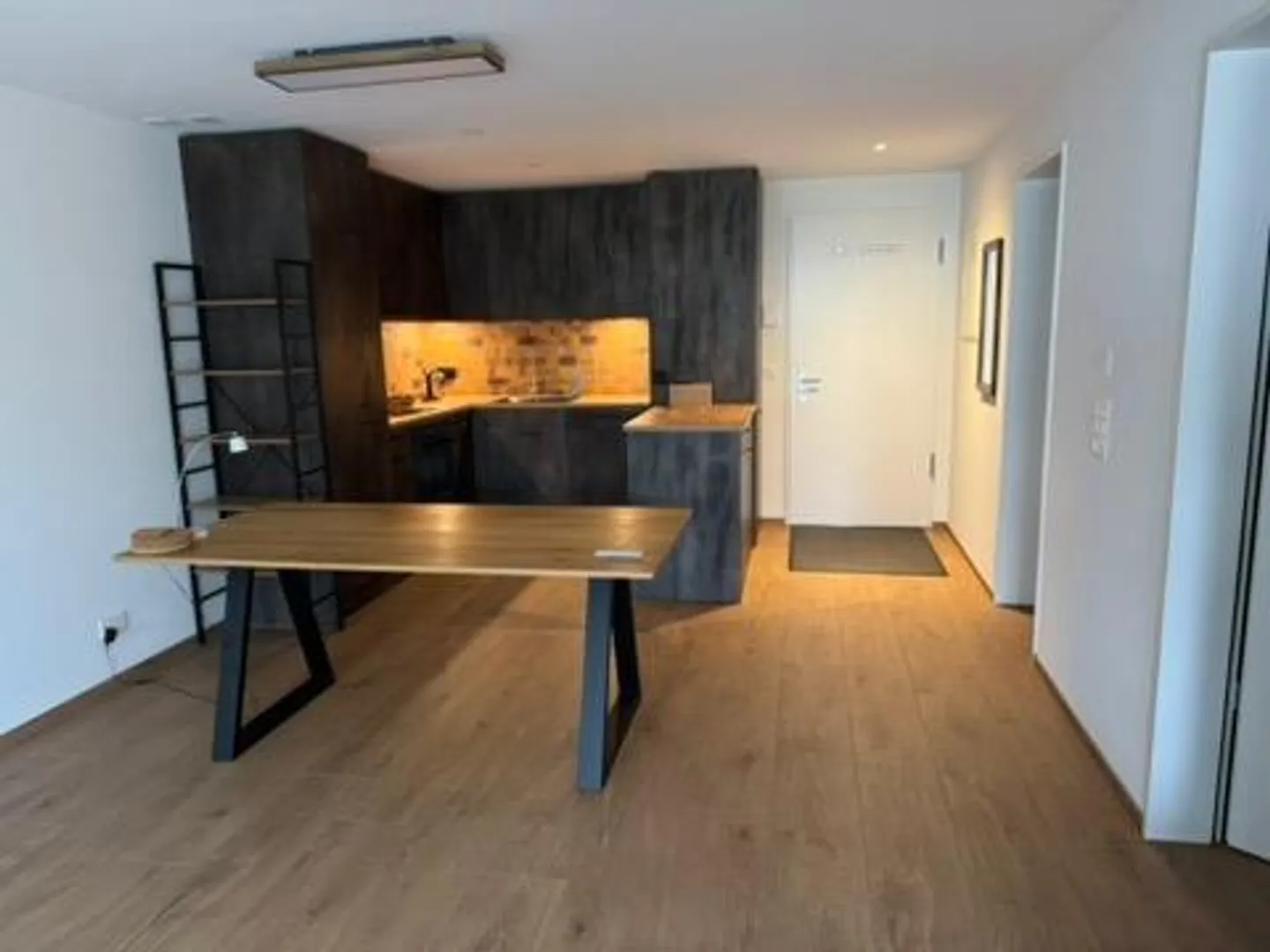 Exclusive barrier-free 2.5-room apartment with winter garden, 68 m2. - Photo 5 of 20