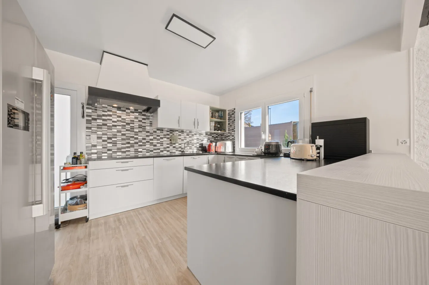 VILLA A SCHIERA NEL CUORE DI EPALINGES! - Foto 2 di 12