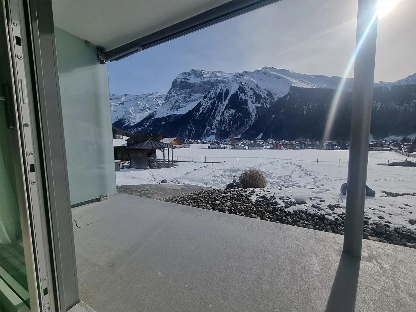 Appartamento giardino unico di 2,5 stanze a Engelberg - Foto 7 di 9