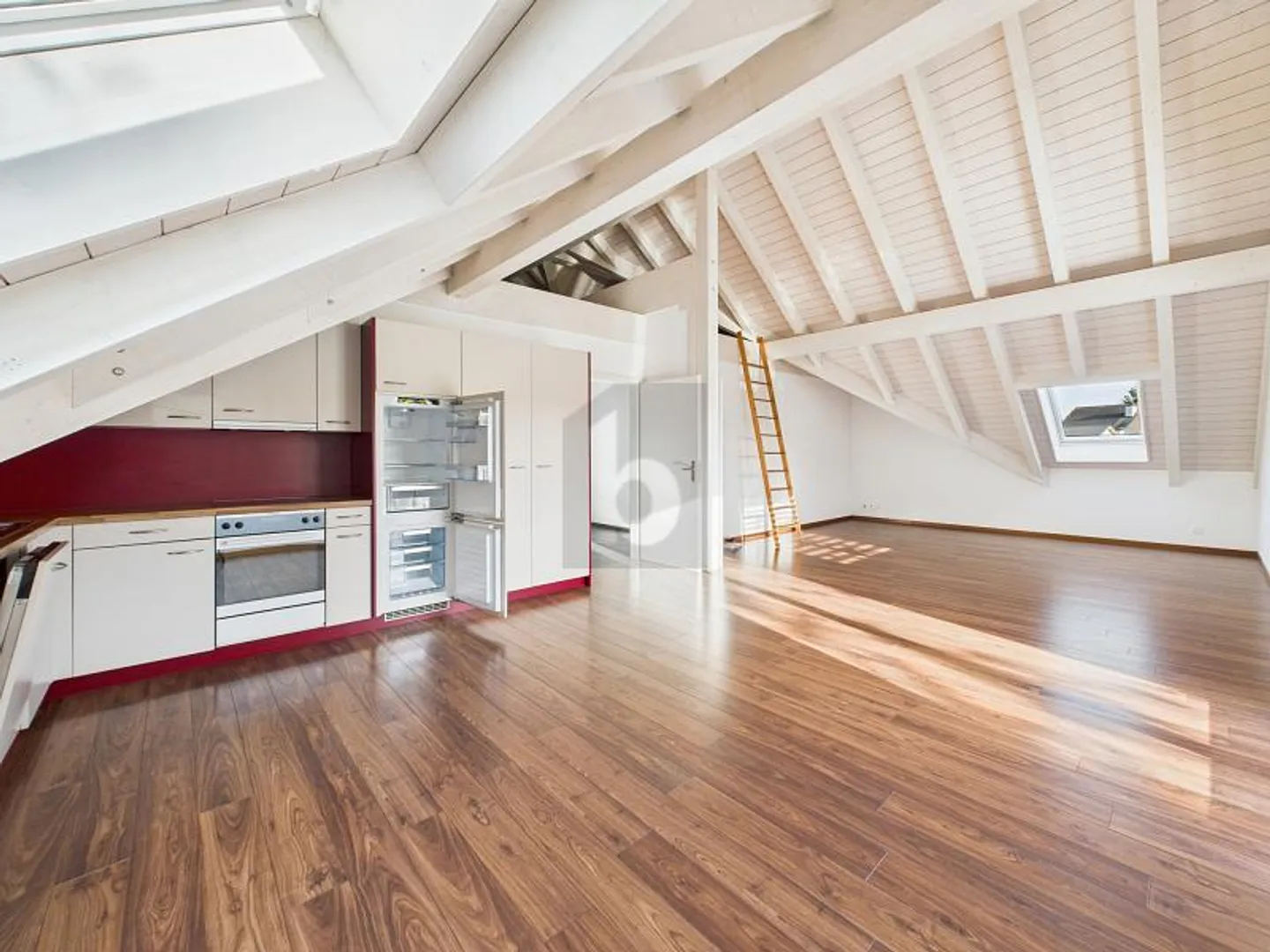 Dernier étage 4.5 pièces - Photo 1 sur 6