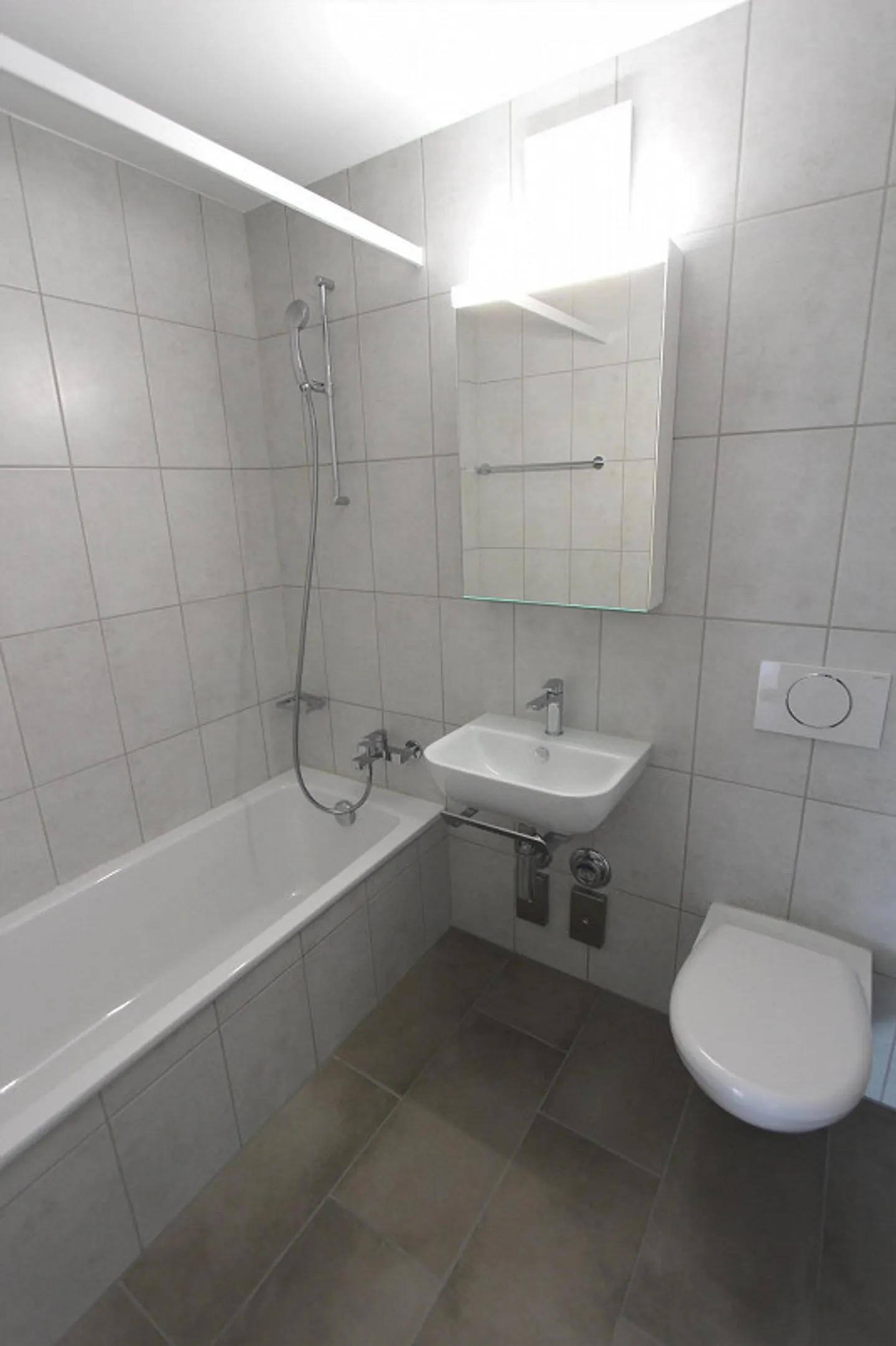 Zentral gelegen in Zofingen! - Foto 2 von 4